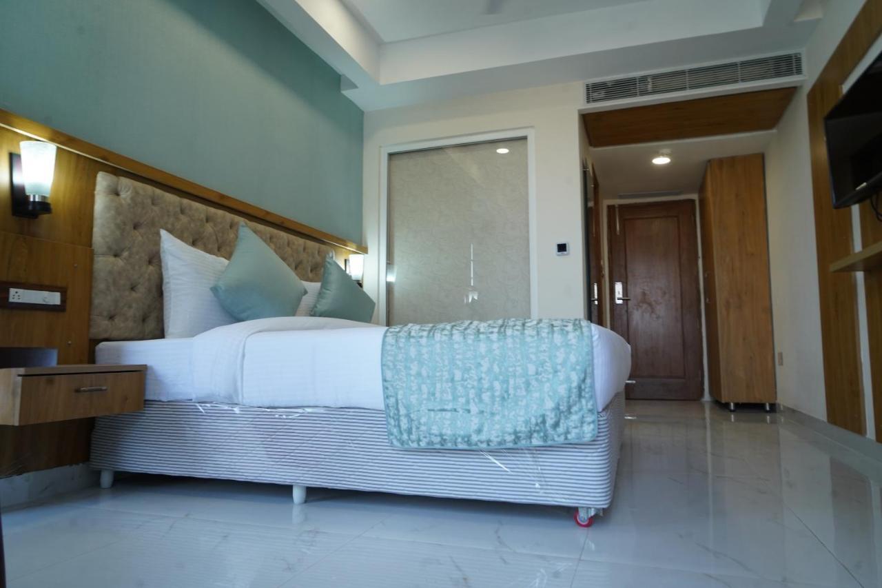 Kharar Hotel Shanti Sagar מראה חיצוני תמונה