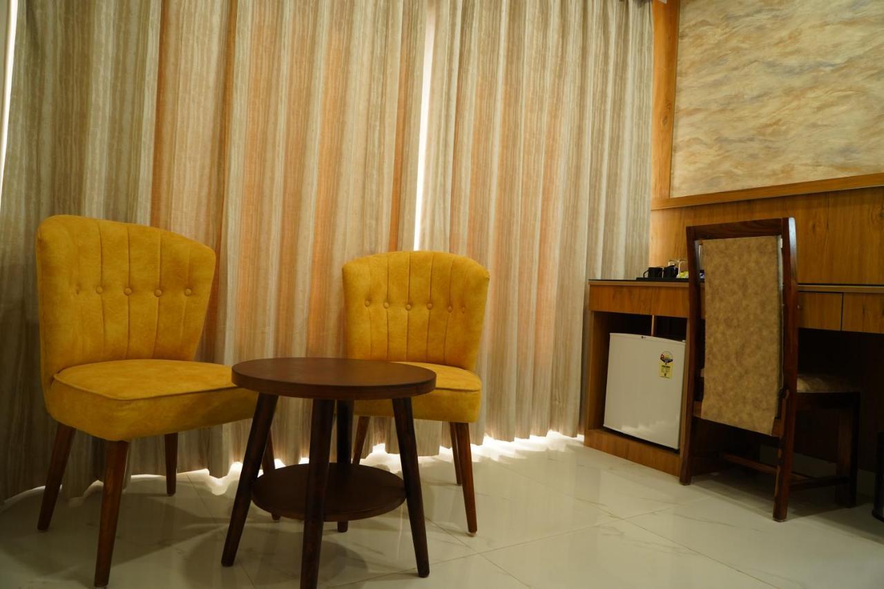 Kharar Hotel Shanti Sagar מראה חיצוני תמונה