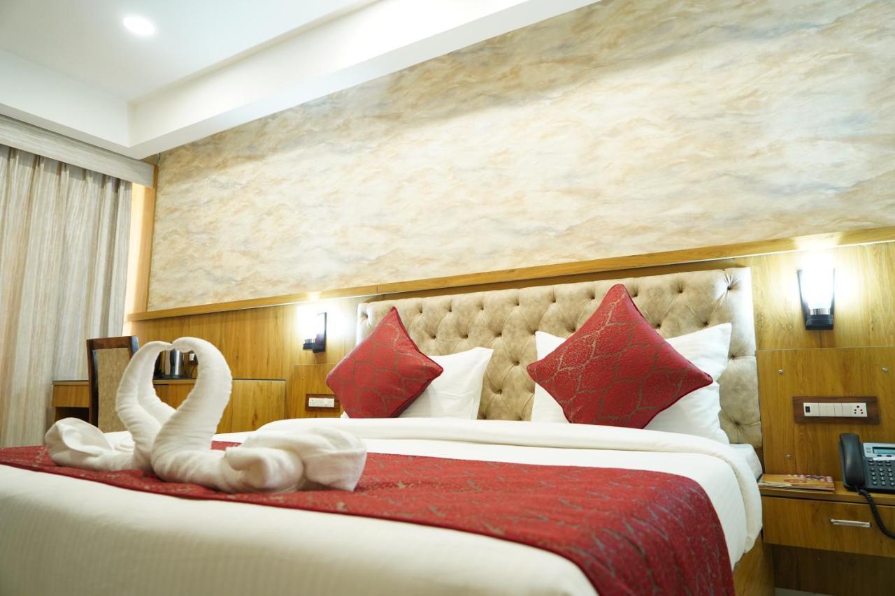 Kharar Hotel Shanti Sagar מראה חיצוני תמונה