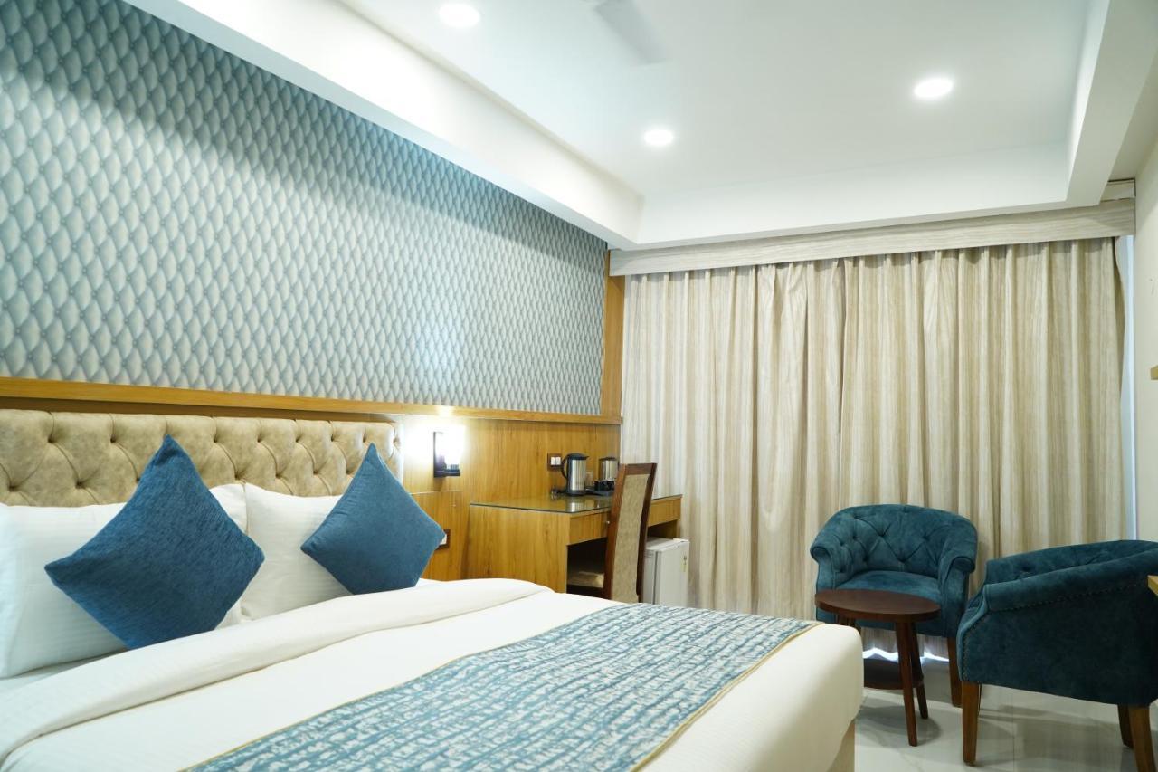 Kharar Hotel Shanti Sagar מראה חיצוני תמונה
