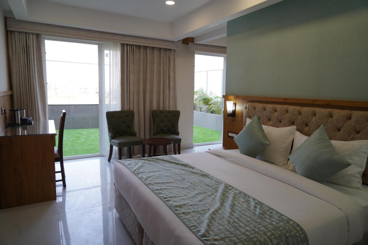 Kharar Hotel Shanti Sagar מראה חיצוני תמונה
