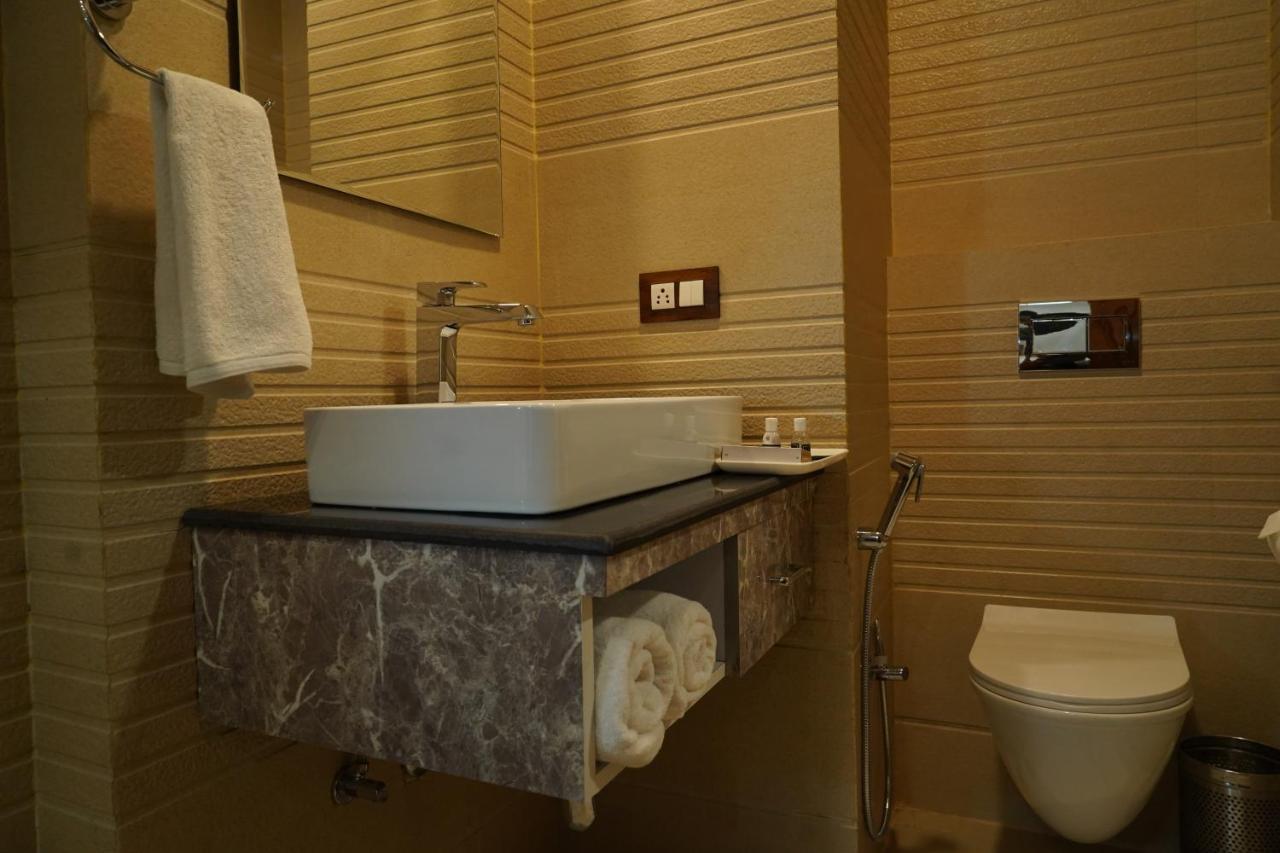 Kharar Hotel Shanti Sagar מראה חיצוני תמונה